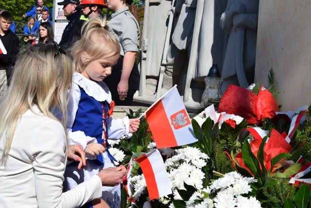 Sępoleńskie obchody 232. rocznicy uchwalenia Konstytucji 3 Maja.