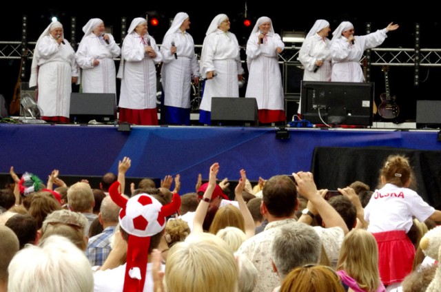 Jarzębina i "Koko Euro Spoko" zawojowały poznańską Strefę ...