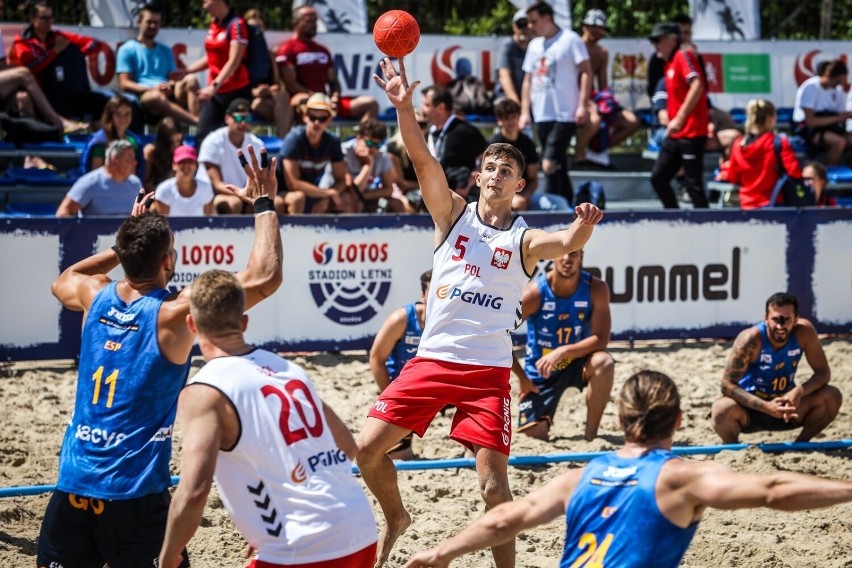 IHF Global Tour na Stadionie Letnim w Gdańsku. Słońce, emocje i piłka ręczna plażowa w atrakcyjnym wydaniu ZDJĘCIA