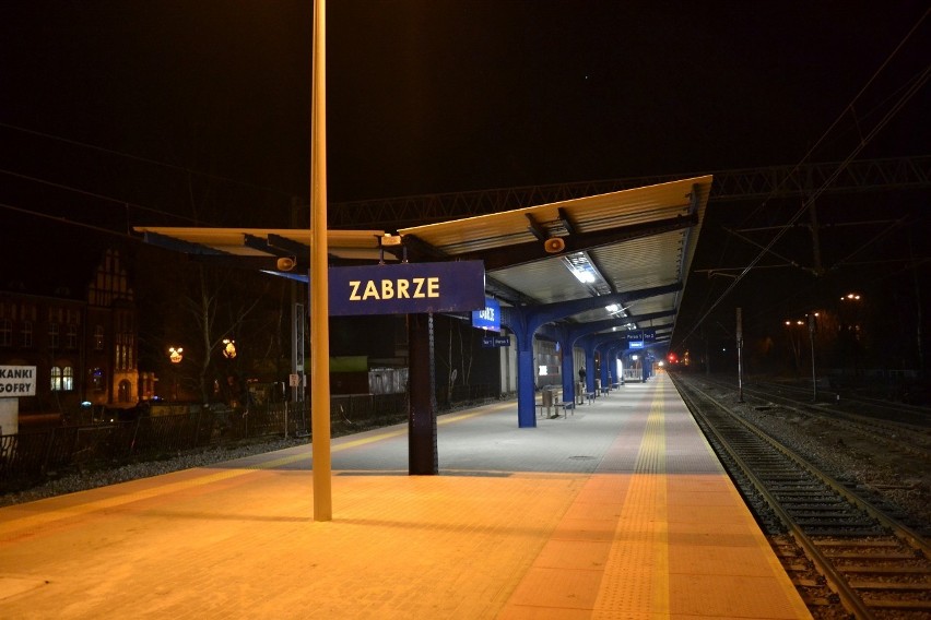 Remont dworca PKP w Zabrzu - renowacja peronu. Więcej o...
