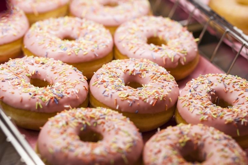 Dunkin' Donuts w nowej lokalizacji. Pączki zjemy też w...