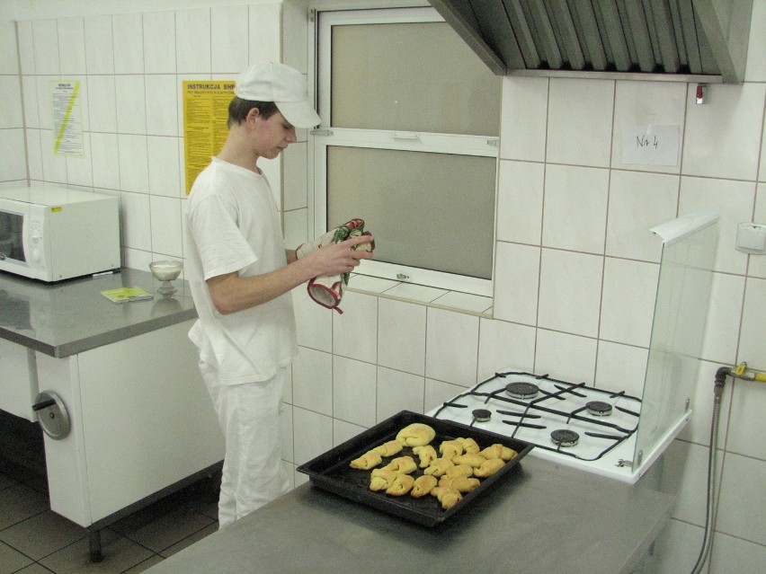 Zaplecze kuchenne w ZDZ w Żarkach