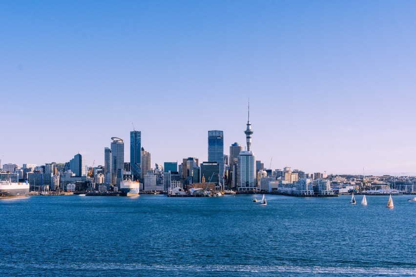 Auckland to największe miasto Nowej Zelandii, liczy 1,6...