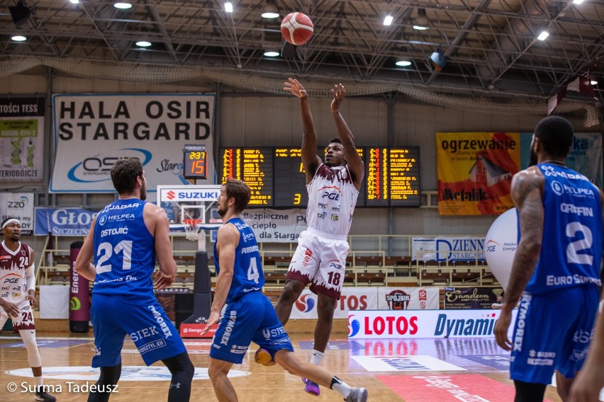 Spójnia walczy o play off. Zobacz, jak nasi koszykarze wypadają na tle innych zawodników ekstraklasy 