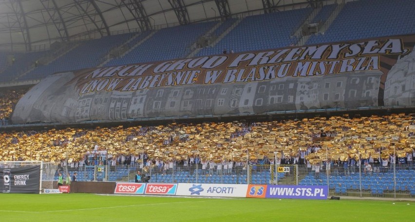 Zobacz też: Lech Poznań - Jagiellonia Białystok 0:2....