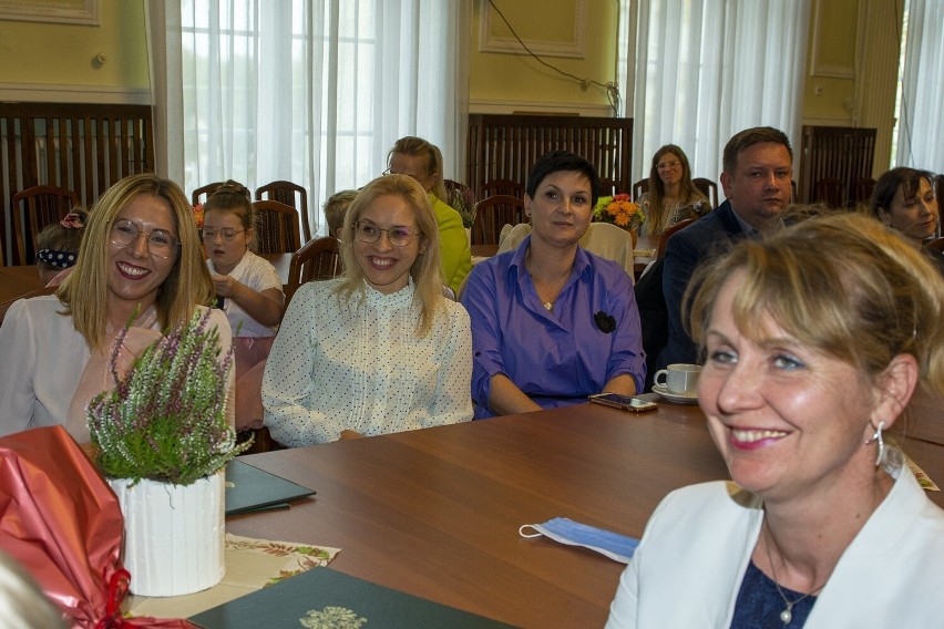 Dzień Edukacji Narodowej w powiecie skierniewickim. Nauczyciele zostali wyróżnieni