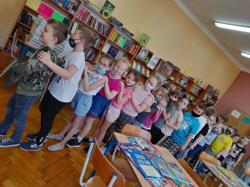 Lekcja biblioteczna w "Jedynce"