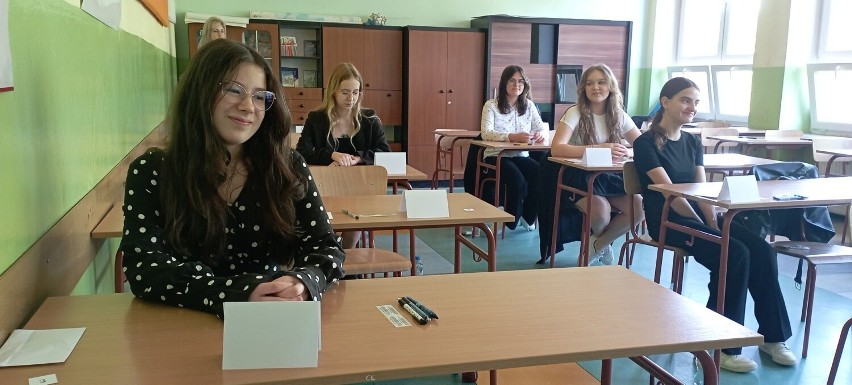 Egzamin ósmoklasisty z języka polskiego rozpoczął się o...