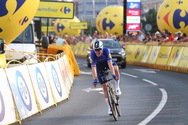 Na 6. etapie Tour de Pologne w Katowicach kolarze rywalizowali w jeździe indywidualnej na czas

Zobacz kolejne zdjęcia. Przesuwaj zdjęcia w prawo - naciśnij strzałkę lub przycisk NASTĘPNE