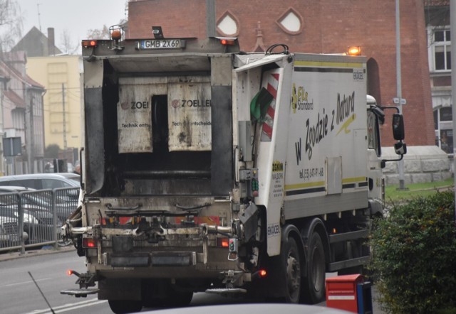 Miasto nie zostanie bez firmy wywożącej odpady komunalne. Cena zaproponowana przez oferenta mieści się w zaplanowanym na ten cel budżecie.