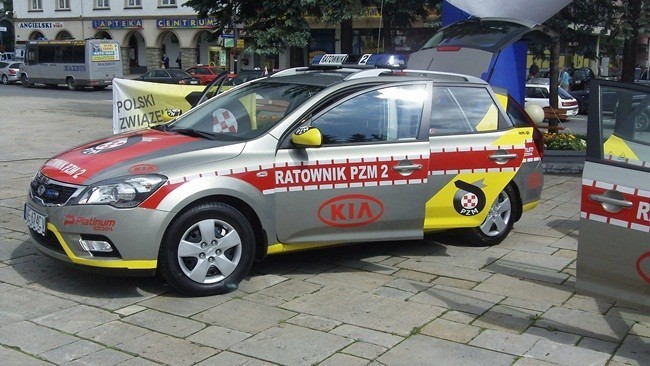 Limanowa: nowe samochody dla ratowników sportowych PZM [ZDJĘCIA]