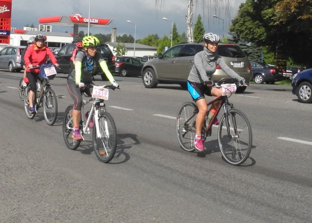 Swój rajd na orientację będą mieli rowerzyści. Na zdjęciu uczestnicy maratonu MTB wokół Miedwia.
