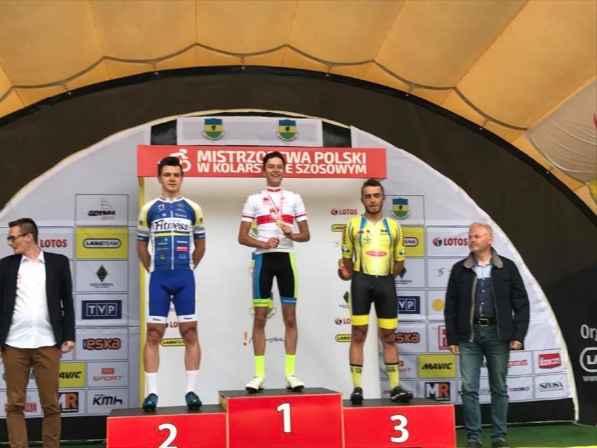 Adam Kuś  złotym medalistą kolarskich mistrzostw Polski. Uroczyście witano go w Wieluniu[ZDJĘCIA]