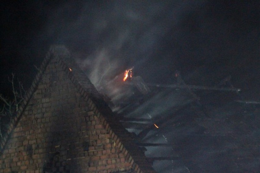Groźny pożar stodoły w Nowym Widzimiu w gminie Wolsztyn