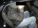 Grupa wołomińska: wpadł "Dąbal", policja odzyskała auto i znalazła "dziuple" [zdjęcia]