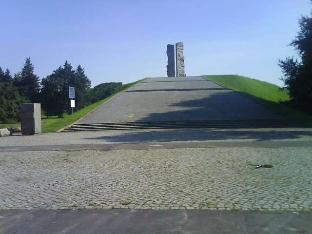 Cmentarz Żołnierzy Polskich we Wrocławiu (ul. Grabiszyńska) Fot. Jan Poniatowski