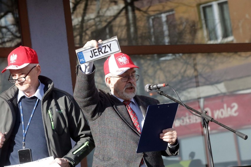Manifestacja Komitetu Wolnych Polaków w Legnicy, zobaczcie zdjęcia