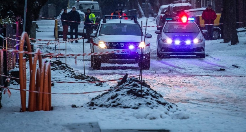 Niewybuch znaleziony w Częstochowie przy ul. Kossaka. Trwa akcja służb. Ewakuowano mieszkańców