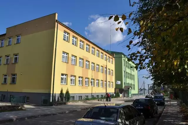 Placówka przenosi się do Gimnazjum Publicznego nr 1 przy ul. Szkolnej 7