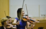 Zielonogórzanka Amelia Maszońska i Katarzyna Budnik zachwyciły na festiwalu Mistrzowie Polskiej Wiolinistyki w Filharmonii Zielonogórskiej