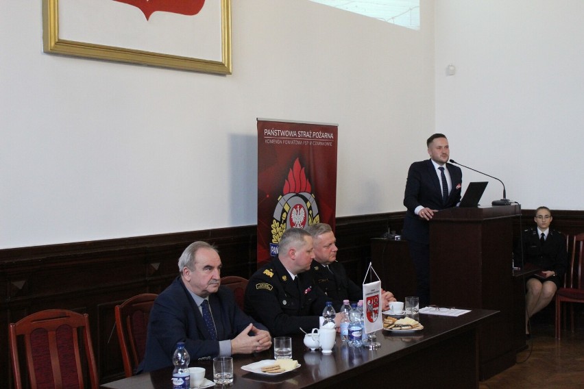 Narada podsumowująca działalność Komendy Powiatowej Państwowej Straży Pożarnej w Czarnkowie w 2022 [ZDJĘCIA]