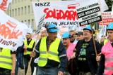 Związkowcy „Solidarności” protestowali w Luksemburgu przeciwko wyrokowi TSUE ws. kopalni Turów