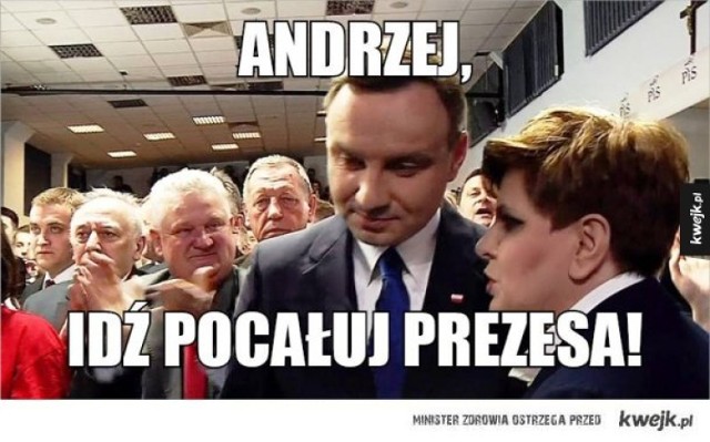 ZOBACZ TAKŻE:
Wybory 2015 - Najlepsze komentarze internautów [OBRAZKI]
Internauci komentują pierwszą turę! [MEMY, DEMOTYWATORY]
Kandydaci pod ostrzałem Internautów [ZOBACZ]