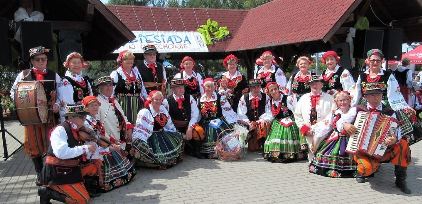 Zespół Ustronie wystąpił na imprezie „Uciechowskie Biesiadowanie" [ZDJĘCIA]