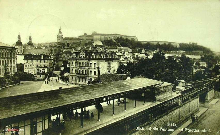 Lata 1920-1925. Panorama Kłodzka z dzisiejszą ulicą Wita...