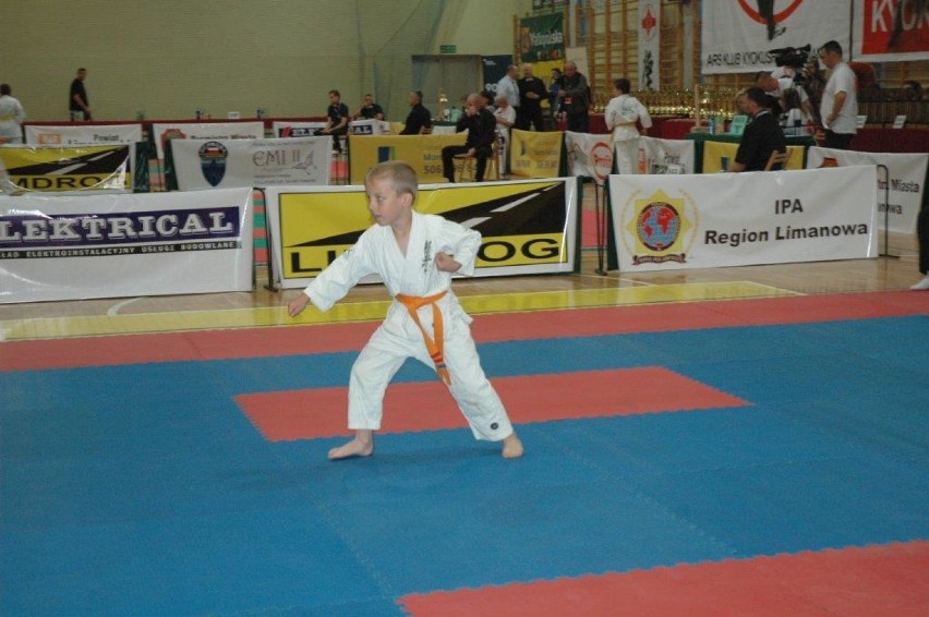 Dąbrowski Klub Karate udanie zaprezentował się w...