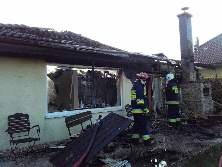 Palił się dom mieszkalny w Pępowie.