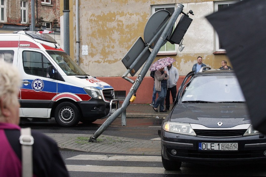 Wypadek na ulicy Chojnowskiej w Legnicy [ZDJĘCIA]