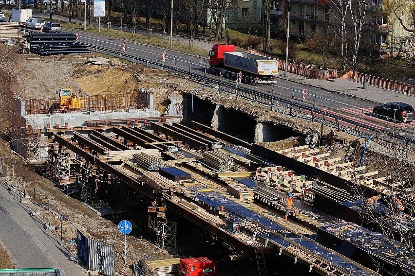Budowa wiaduktu w al. Śmigłego Rydza w Łodzi
