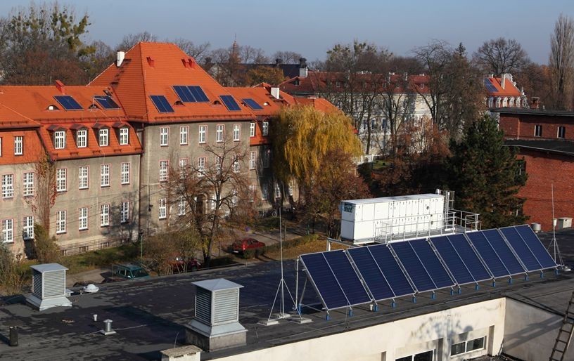 Lubliniecki psychiatryk dzięki solarom zaoszczędzi na ogrzewaniu wody ok. 100 tys. zł rocznie