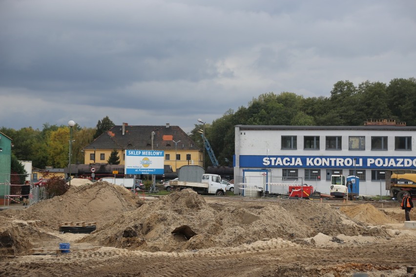 Budowa ronda u zbiegu ulic Gajewskich, Dworcowej i DK - 32 w Wolsztynie