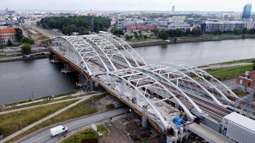Kraków. Nowy most na Wiśle wygląda jak gotowy! Ale jednak trochę jeszcze brakuje