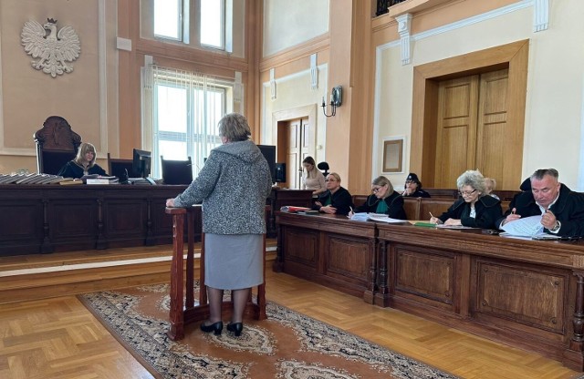 Proces byłej kierowniczki sądowego sekretariatu dobiega końca przed Sądem Okręgowym w Piotrkowie Trybunalskim