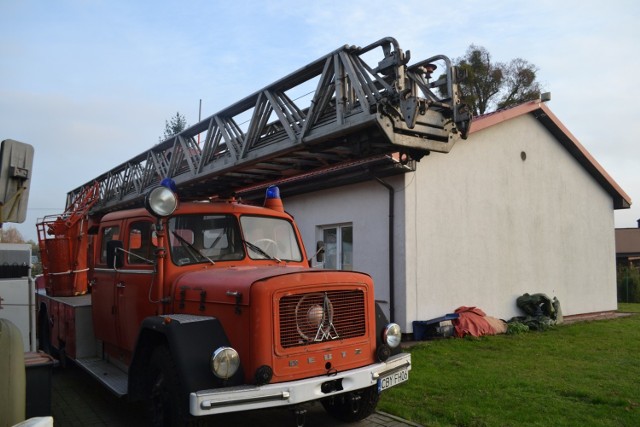 Ten wóz strażacki OSP Wtelno produkcji słynnej firmy Magirus w przyszłym roku będzie obchodził urodziny, stuknie mu 50 lat