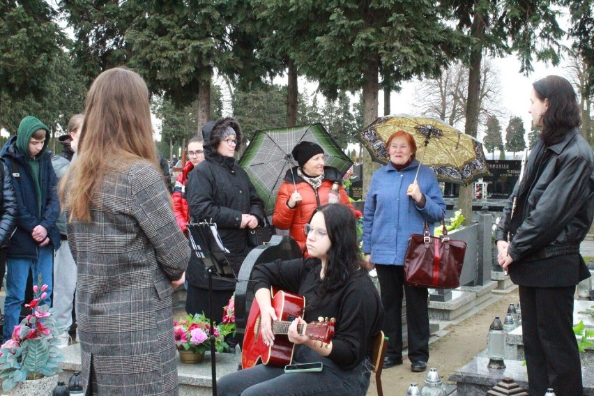 Społeczność grodziskiego LO uczciła setną rocznicę urodzin pani Walerii Milczyńskiej