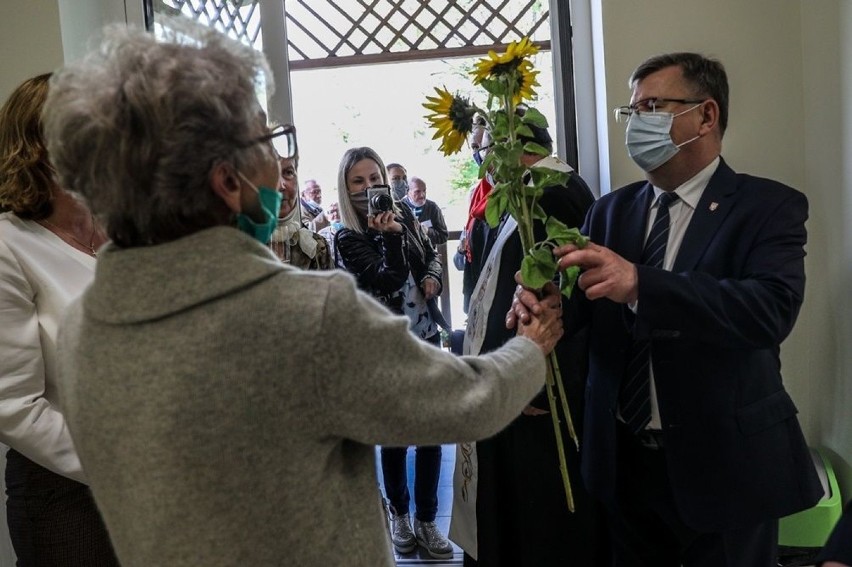 Uroczyste otwarcie Dziennego Domu Seniora w Kluczach