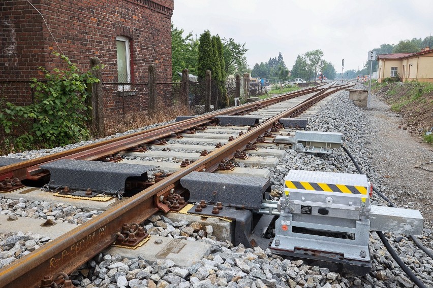 Remontowany odcinek linii kolejowej Grudziądz-Toruń. Prace...