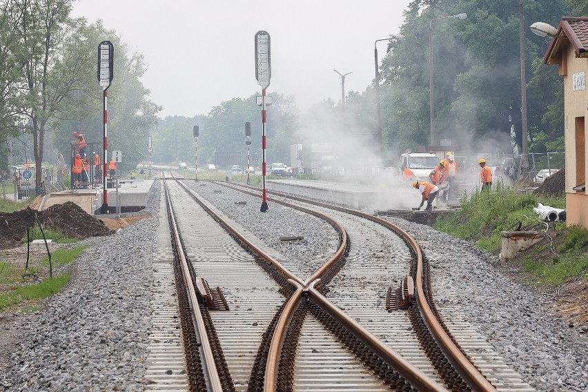 Remontowany odcinek linii kolejowej Grudziądz-Toruń. Prace...