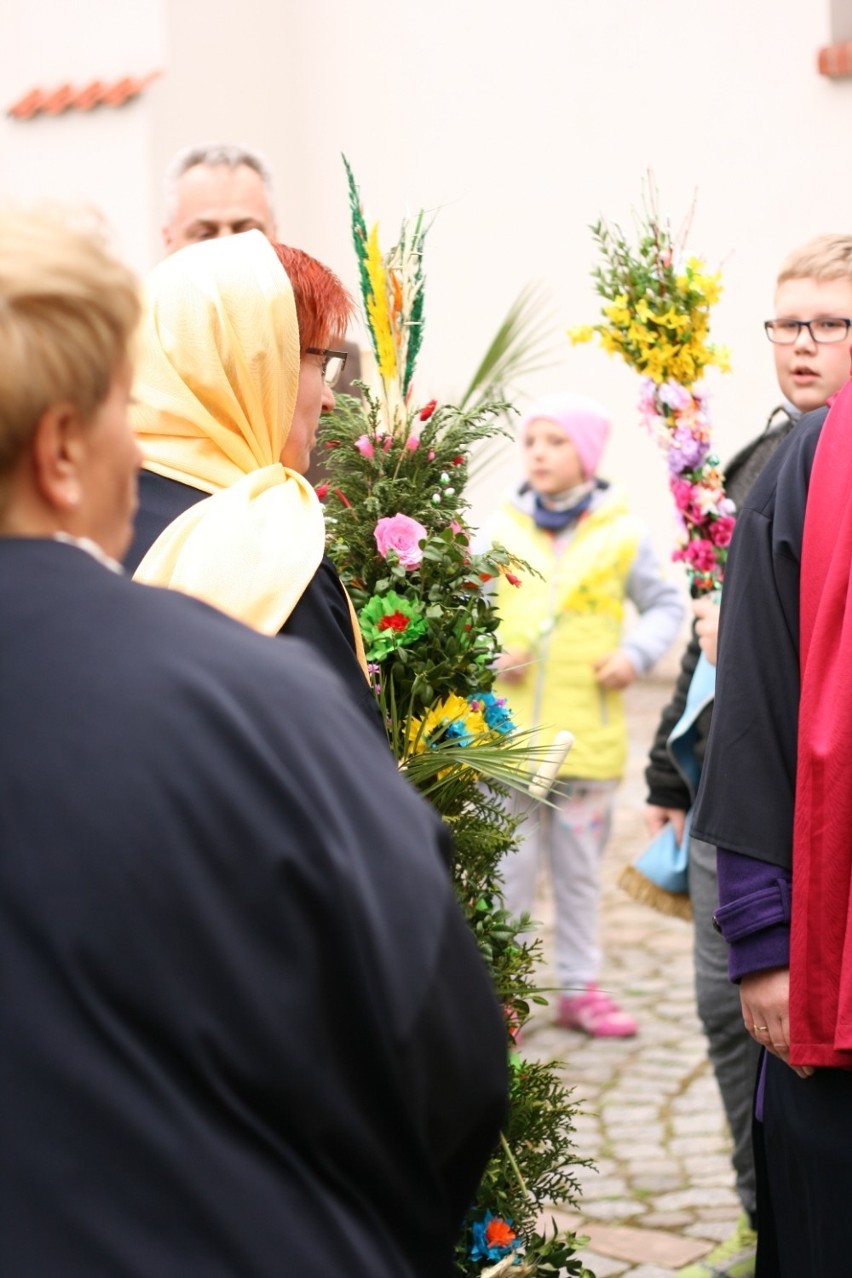 Niedziela Palmowa w parafii Ducha Świętego  w Grudziądzu