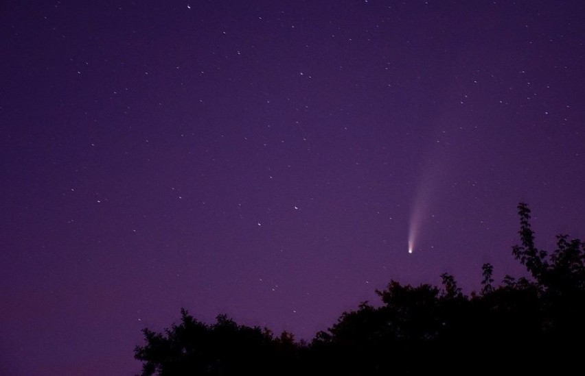 Kometę można zobaczyć gołym okiem! Kiedy ostatnio patrzyliście w niebo? ZDJĘCIA