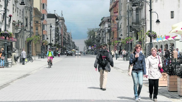 Nieoficjalne koncepcje remontu ulicy Piotrkowskiej przewidują wprowadzenie ruchu w jednym kierunku.