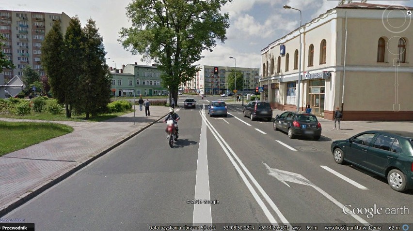 Piła w Google Street View: na zdjęciach Google na początku...