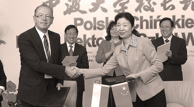 We wtorek w Pekinie podpisano umowę o współpracy Politechniki Łódzkiej i Minzu University of China.