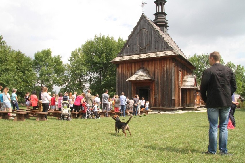Odtworzono tu układ typowej wsi świętokrzyskiej z dbałością...