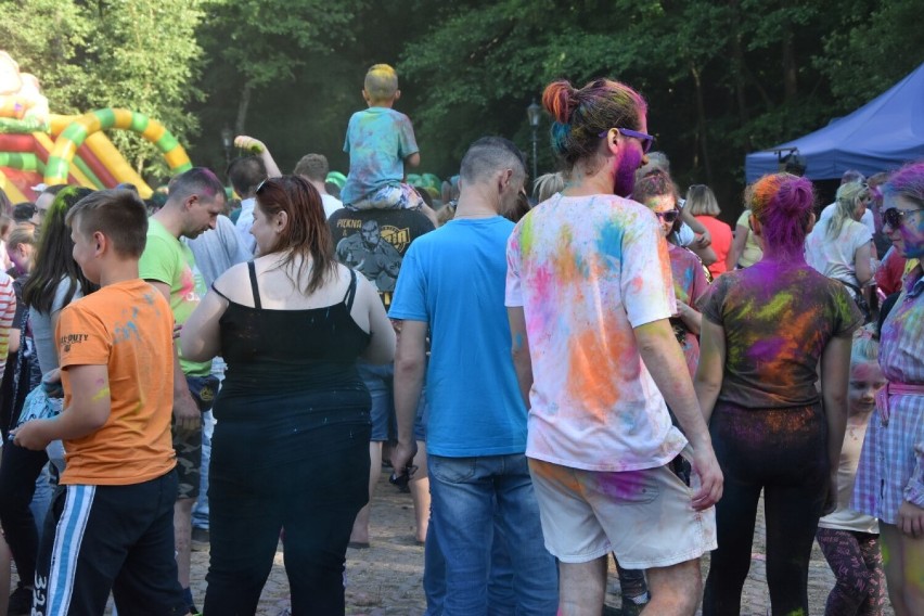 Wejherowo. Kolory ponownie opanowały wejherowski park. Za nami Dzień Kolorów Holi| ZDJĘCIA