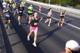 Maraton Warszawski 2021. Trwa 43. edycja najważniejszego biegu stolicy [ZDJĘCIA UCZESTNIKÓW, część 2]